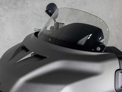 2023 Indian Motorcycle Challenger Dark Horse Titanium Smoke - Photo 13