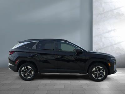 2026 Hyundai Tucson Hybrid — photo 7 view
