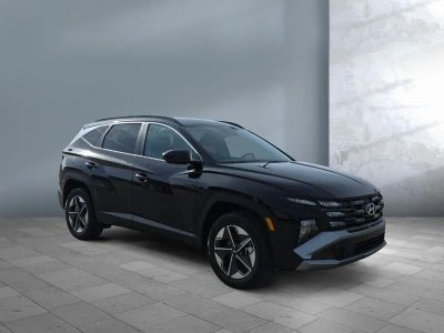 2026 Hyundai Tucson Hybrid — photo 8 view