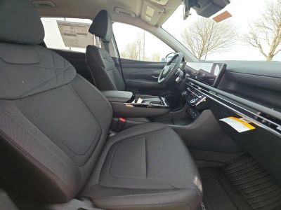 2026 Hyundai Tucson Hybrid — photo 15 view
