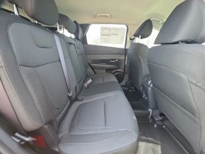2026 Hyundai Tucson Hybrid — photo 14 view