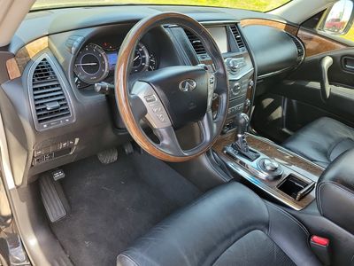 2016 INFINITI QX80 - Photo 3