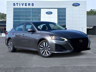 2023 Nissan Altima - Photo 1
