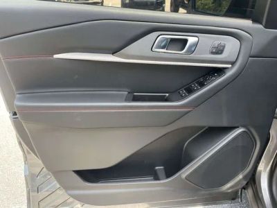 2026 Ford Explorer — photo 17 view
