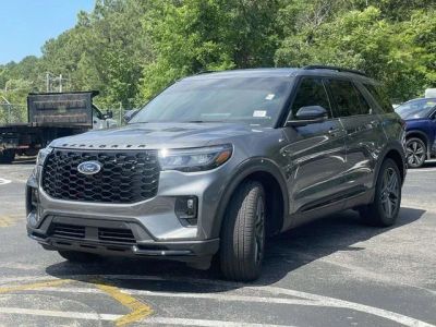 2026 Ford Explorer — photo 8 view