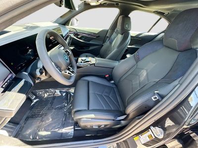 2026 BMW i5 — photo 16 view