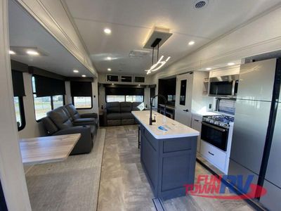 2025 Coachmen RV Chaparral - Photo 22