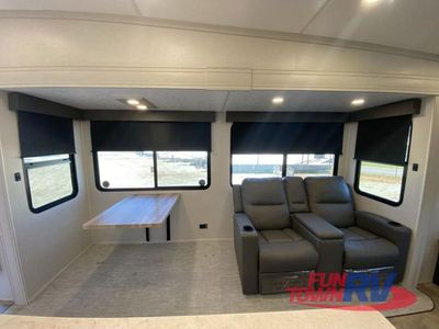 2025 Coachmen RV Chaparral - Photo 23