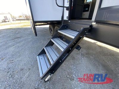 2025 Coachmen RV Chaparral - Photo 19