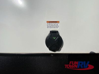 2025 Coachmen RV Chaparral - Photo 13