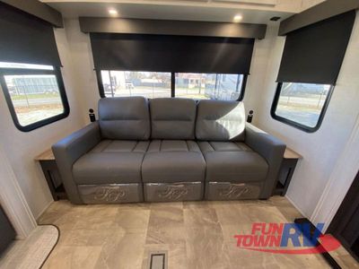 2025 Coachmen RV Chaparral - Photo 26