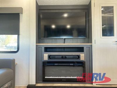 2025 Coachmen RV Chaparral - Photo 28
