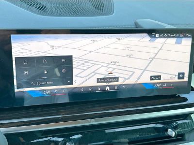 2026 BMW X5 — photo 11 view