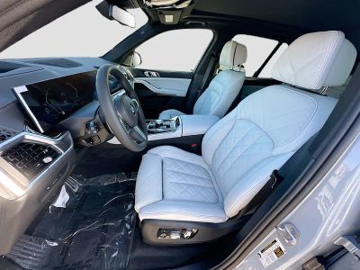 2026 BMW X5 — photo 16 view