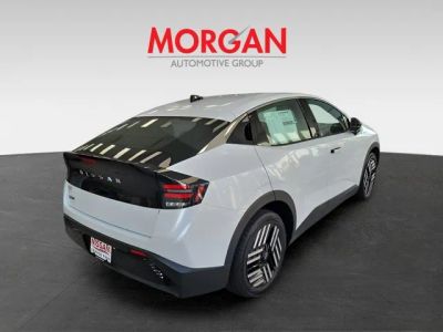 2026 Nissan Leaf — side profile view