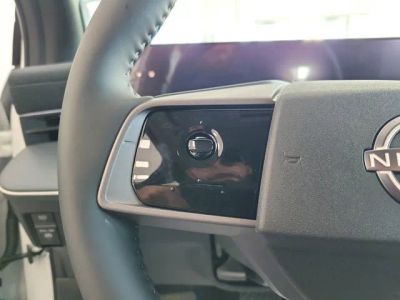2026 Nissan Leaf — photo 11 view
