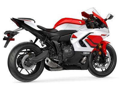 2026 Yamaha YZF-R7 - Photo 6