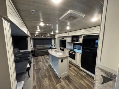 2023 Keystone RV Cougar Half-Ton - Photo 9