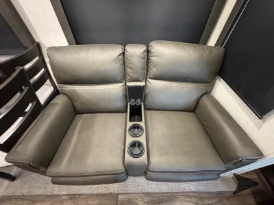 2023 Keystone RV Cougar Half-Ton - Photo 12