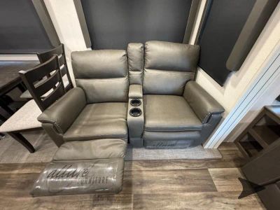 2023 Keystone RV Cougar Half-Ton - Photo 13