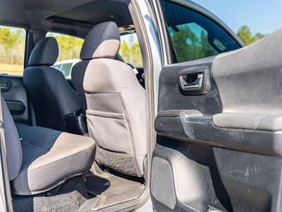 2017 Toyota Tacoma - Photo 12