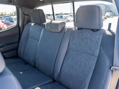 2017 Toyota Tacoma - Photo 17