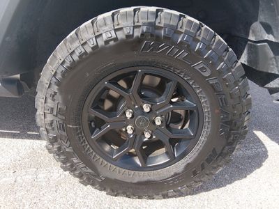 2025 Jeep Wrangler - Photo 10