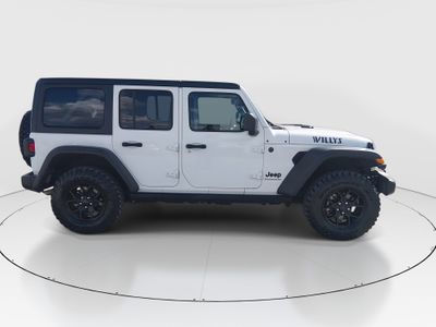 2025 Jeep Wrangler - Photo 8