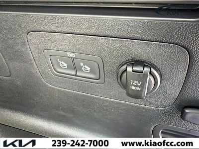 2026 Kia Sorento Hybrid — photo 12 view