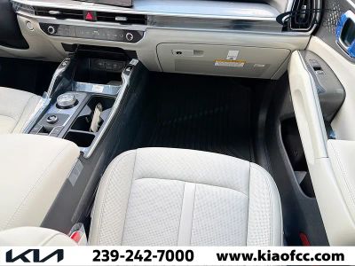 2026 Kia Sorento Hybrid — photo 18 view