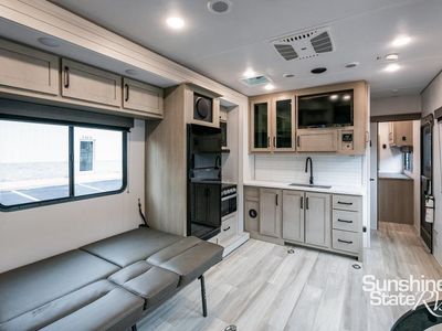 2025 Grand Design - Photo 16