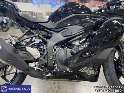 2025 Kawasaki NINJA ZX-4R ABS - Photo 6