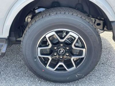 2026 Ford Bronco — photo 8 view