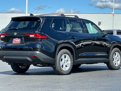 2026 Toyota Grand Highlander Hybrid — side profile view