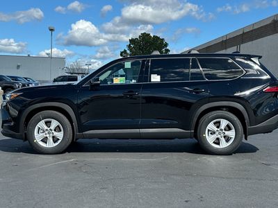 2026 Toyota Grand Highlander Hybrid — detail view