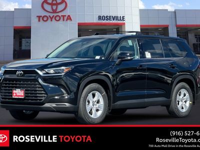 2026 Toyota Grand Highlander Hybrid — front three-quarter view