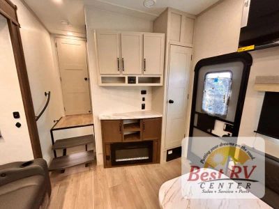 2026 Dutchmen RV Voltage V-Series - Photo 55