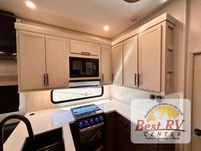 2026 Dutchmen RV Voltage V-Series - Photo 41