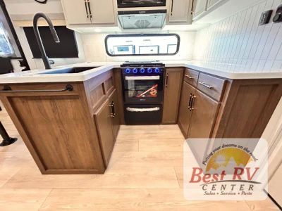 2026 Dutchmen RV Voltage V-Series - Photo 44