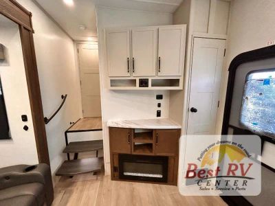 2026 Dutchmen RV Voltage V-Series - Photo 56