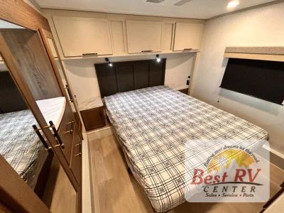 2026 Dutchmen RV Voltage V-Series - Photo 62