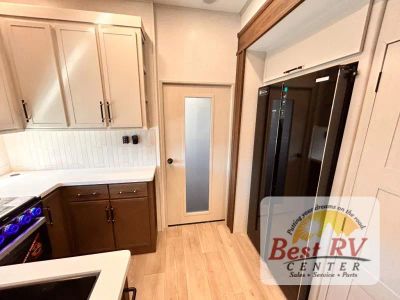 2026 Dutchmen RV Voltage V-Series - Photo 37