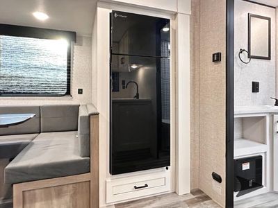 2025 Jayco Jay Flight SLX — photo 33 view