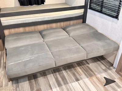 2025 Jayco Jay Flight SLX — photo 39 view