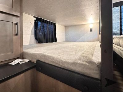 2025 Jayco Jay Flight SLX — photo 43 view