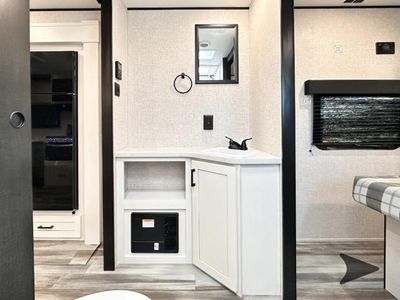 2025 Jayco Jay Flight SLX — photo 48 view