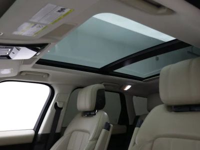 2020 Land Rover Range Rover Sport — interior view