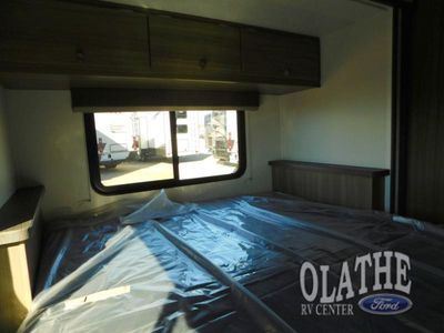 2026 Coachmen RV Freelander - Photo 32