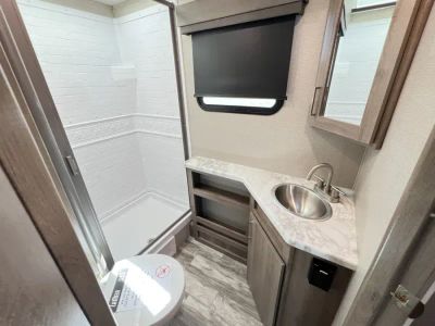2023 Grand Design IMAGINE XLS - Photo 17
