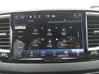 2024 Chrysler Pacifica — photo 20 view